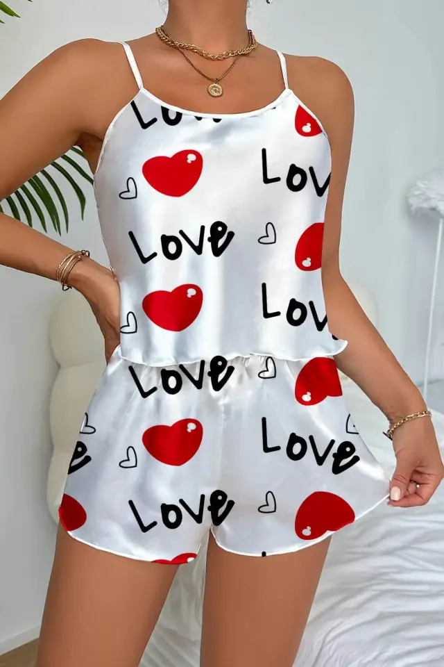 Love Desenli Beyaz Saten Şortlu Gecelik Takım — görsel 2