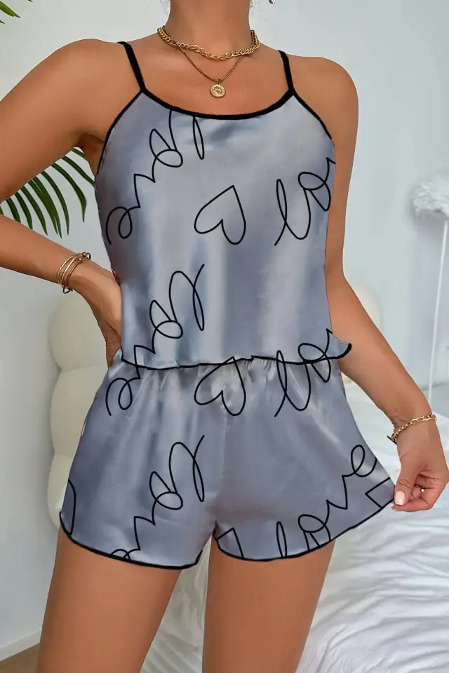 Love Baskılı Gri Saten Şortlu Gecelik Takım — görsel 2