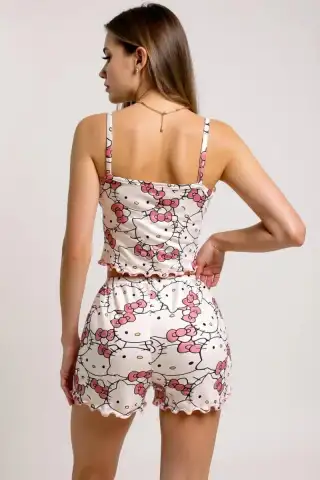 Hello Kitty Baskılı Askılı Şortlu Pijama Takımı - 4