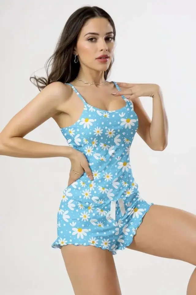 Papatya Baskılı Mavi Askılı Şortlu Pijama Takımı — görsel 2