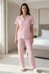 Kadın Pembe Beyaz Çizgili Kısa Kollu Düğmeli Milan Kumaş Pijama Takımı - Görsel 3
