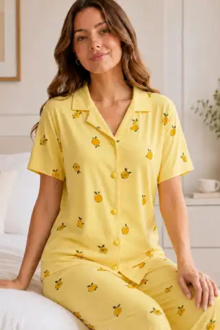 Sarı Limon Desenli Kısa Kollu Gömlek Yaka Milan Kumaş Kadın Pijama Takımı