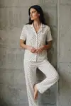 V Yaka Düğmeli Casual Kar Beyaz Pijama Takımı - Görsel 5