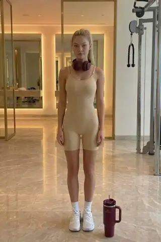 Kadın Havuz Yaka Esnek Ten Dikişsiz Body - 6