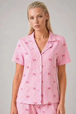 Ekose Fiyonk Desenli Şortlu Pijama Takımı Kadın Kısa Kollu Düğmeli Yazlık rahat Pembe Pijama Takımı 4634 - 1