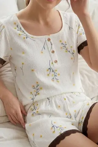 Dantel Detaylı Çiçek Baskılı Şortlu Pijama Takımı 4584 Beyaz - 4