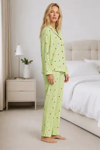 Kadın Ev Giyimi Rahat Yeşil Pijama Takımı 4660 - 5