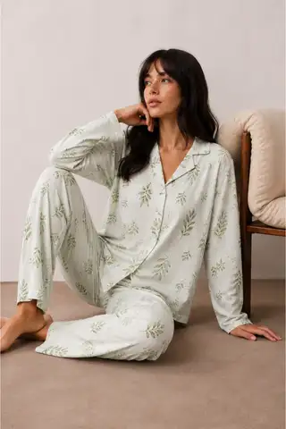 Kadın Düğmeli Kışlık Ev Kırmızı Pijama Takımı - 11