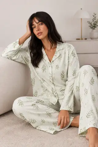Kadın Düğmeli Kışlık Ev Kırmızı Pijama Takımı - 8