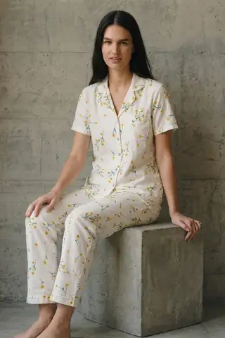 V Yaka Düğmeli Casual Çok Renkli Pijama Takımı - 2