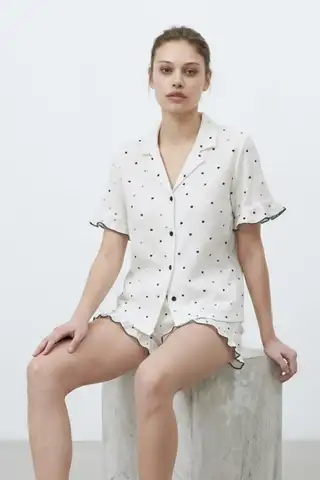 Kadın Premium Fırfırlı Beyaz Pijama Takımı - 6