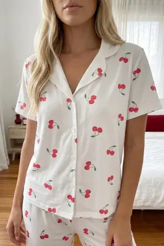 Kiraz Desenli Düğmeli Kısa Kollu Pijama Takımı 4589 Beyaz - 4