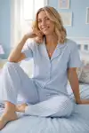 Mavi Beyaz Çizgili Bürümçük kumaş Kısa Kollu Pijama Takımı 4464 - Görsel 6