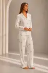Kadın Önden Düğmeli Uzun Kollu Alt Üst Beyaz Pijama Takımı - Görsel 4