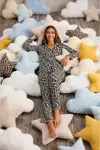 Kadın Önden Düğmeli Uzun Kollu Alt Üst Leopar Pijama Takımı - Görsel 3