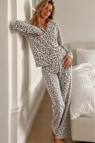 Kadın Puantiyeli Uzun Kollu Düğmeli Gri Pijama Takımı - 2