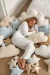 Kadın Desenli Düğmeli Uzun Kollu Beyaz Pijama Takımı - Görsel 3