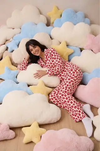 Kadın Uzun Kollu Düğmeli Alt Üst Uyku Kırmızı Pijama Takımı - 3
